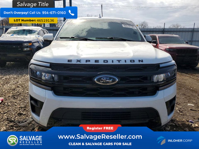 Used 2023 Ford Expedition Limited image 5