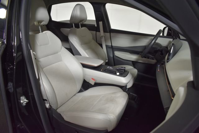 Certified 2024 Nissan Ariya AWD image 37