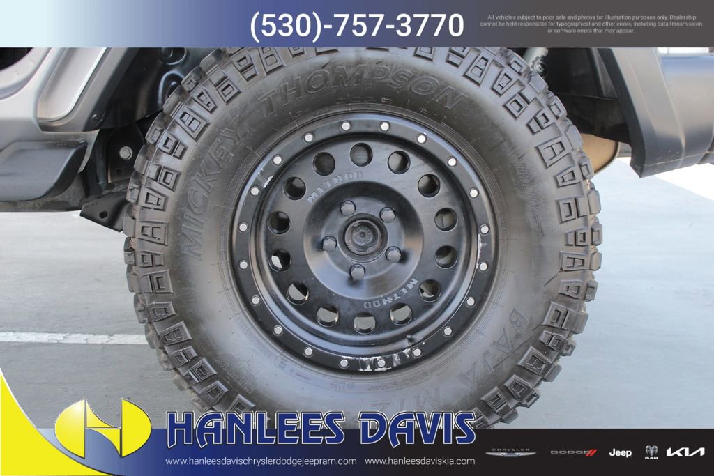 Used 2020 Jeep Wrangler Unlimited Sahara image 14