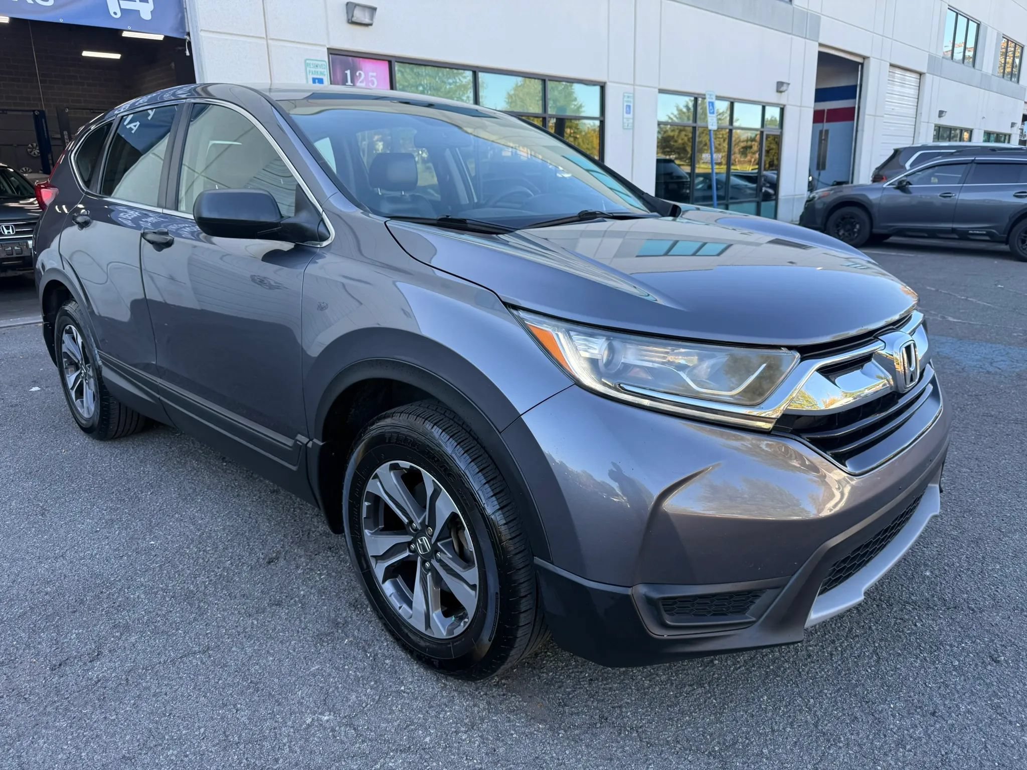 Used 2018 Honda CR-V LX image 8