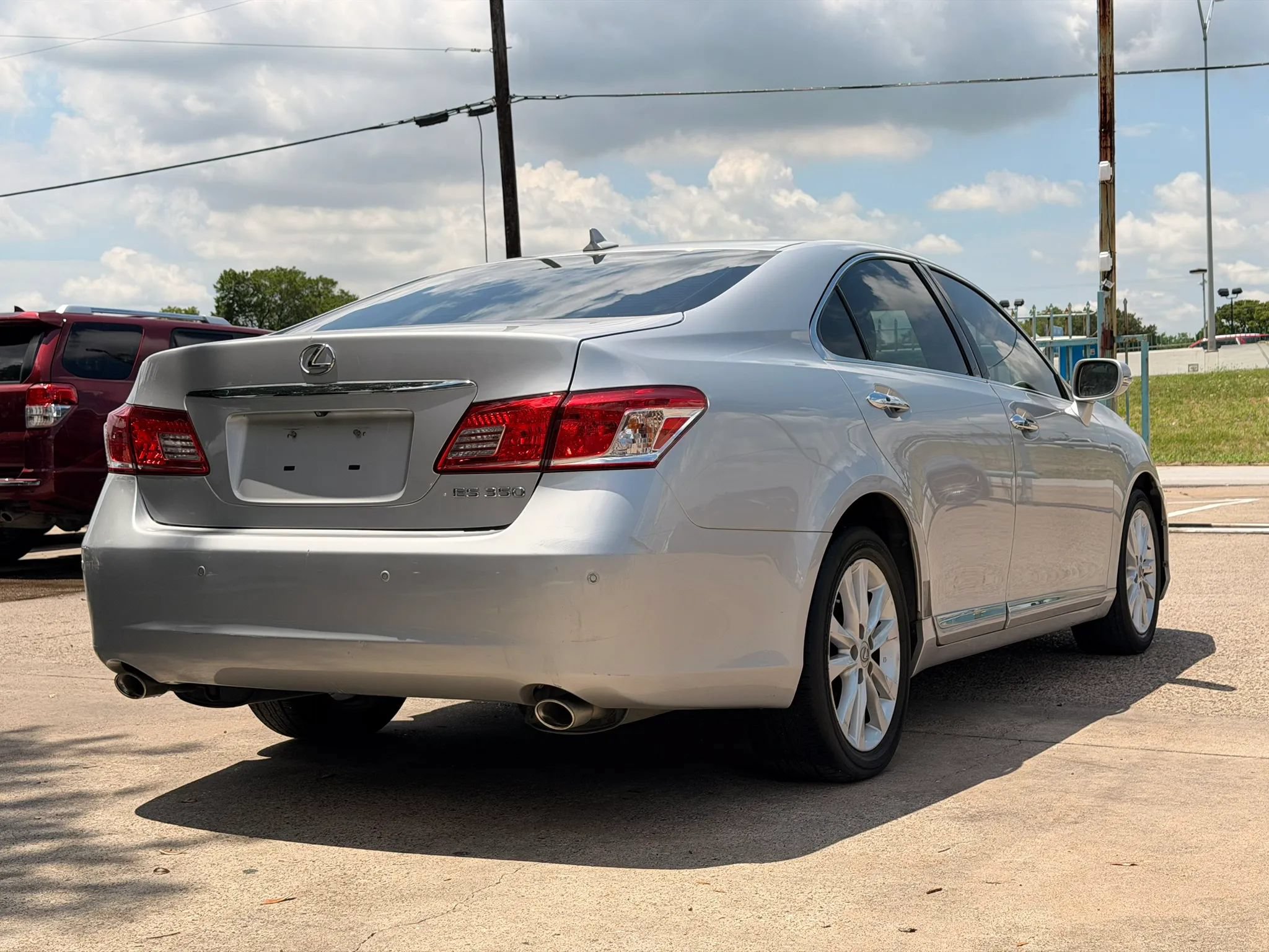 Used 2011 Lexus ES 350 FWD image 3