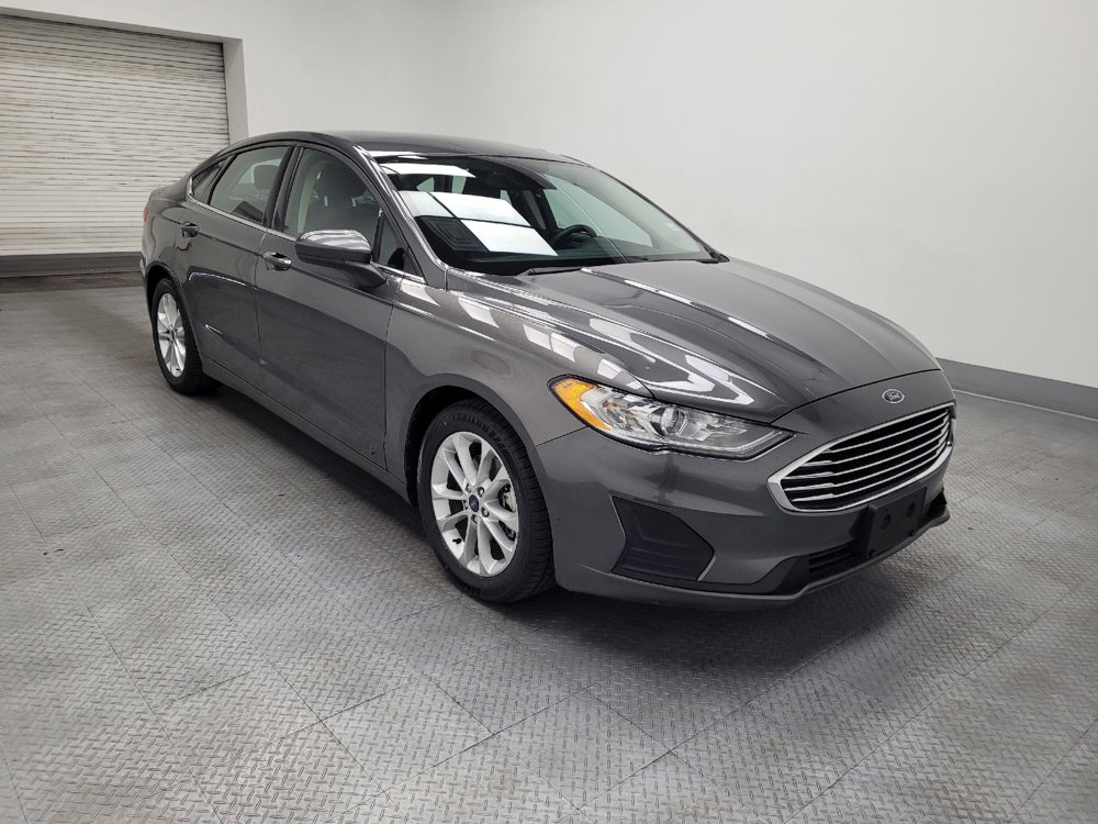 Used 2019 Ford Fusion SE FWD image 13