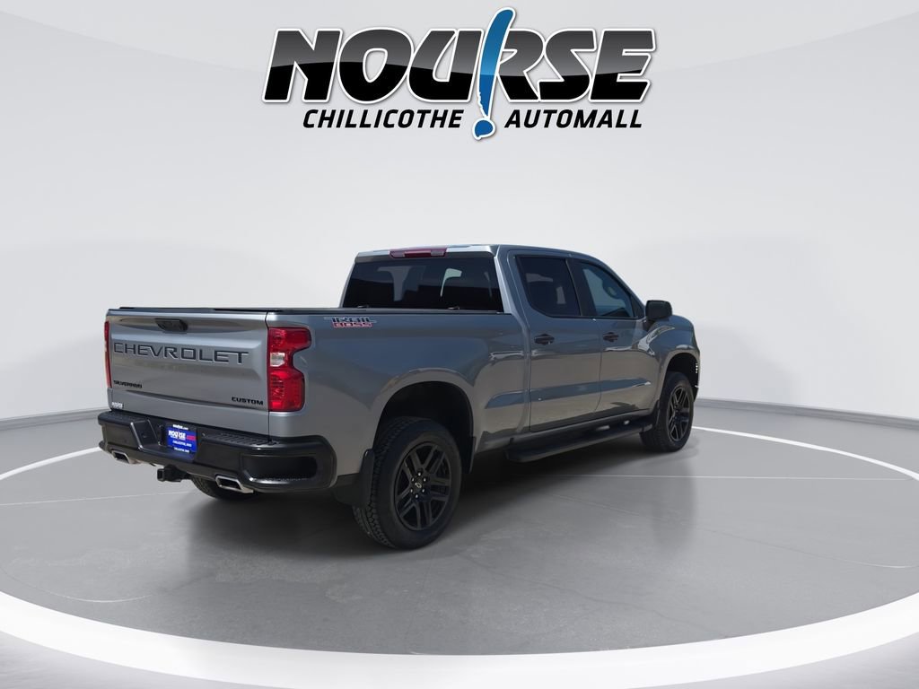 Used 2024 Chevrolet Silverado 1500 Custom Trail Boss w/ LPO, Dark Essentials Package AWD/4WD image 8