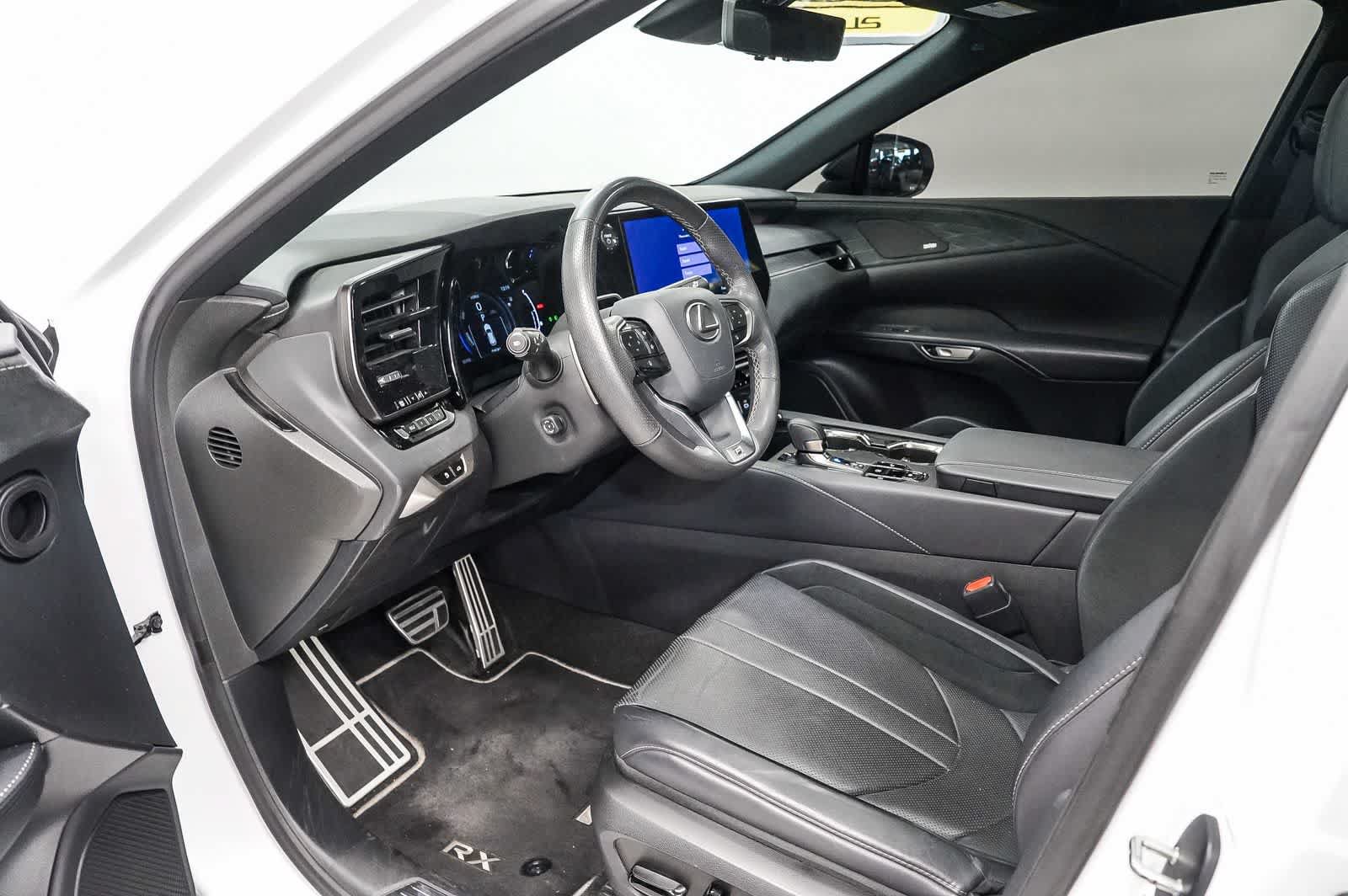 Used 2024 Lexus RX 500h F Sport w/ Convenience Package AWD/4WD image 18