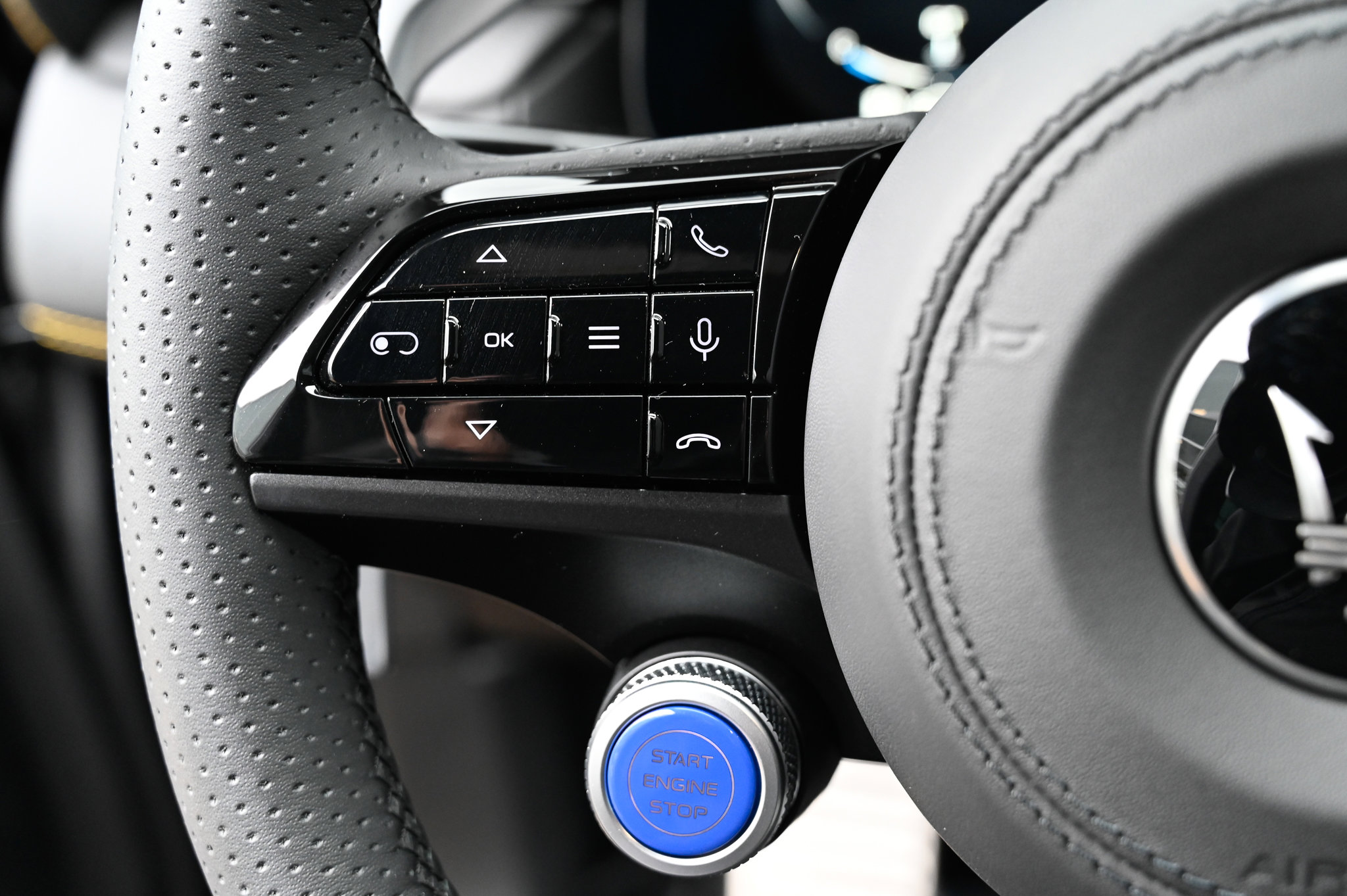 New 2026 Maserati Grecale Modena image 18