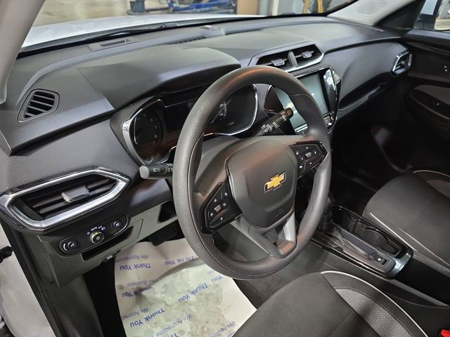 Used 2022 Chevrolet TrailBlazer LT w/ Convenience Package image 19