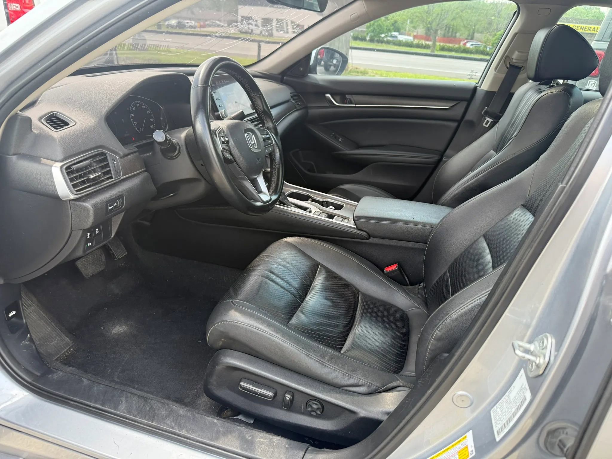 Used 2022 Honda Accord EX-L image 4