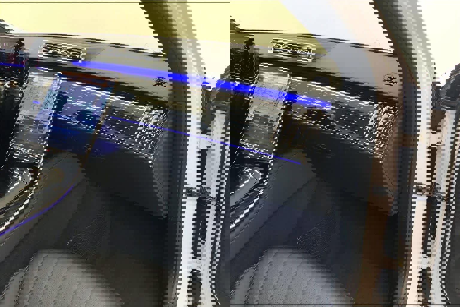 New 2026 Mercedes-Benz S 500 4MATIC image 27