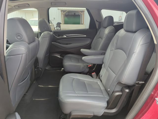 Used 2019 Buick Enclave Essence AWD/4WD image 30