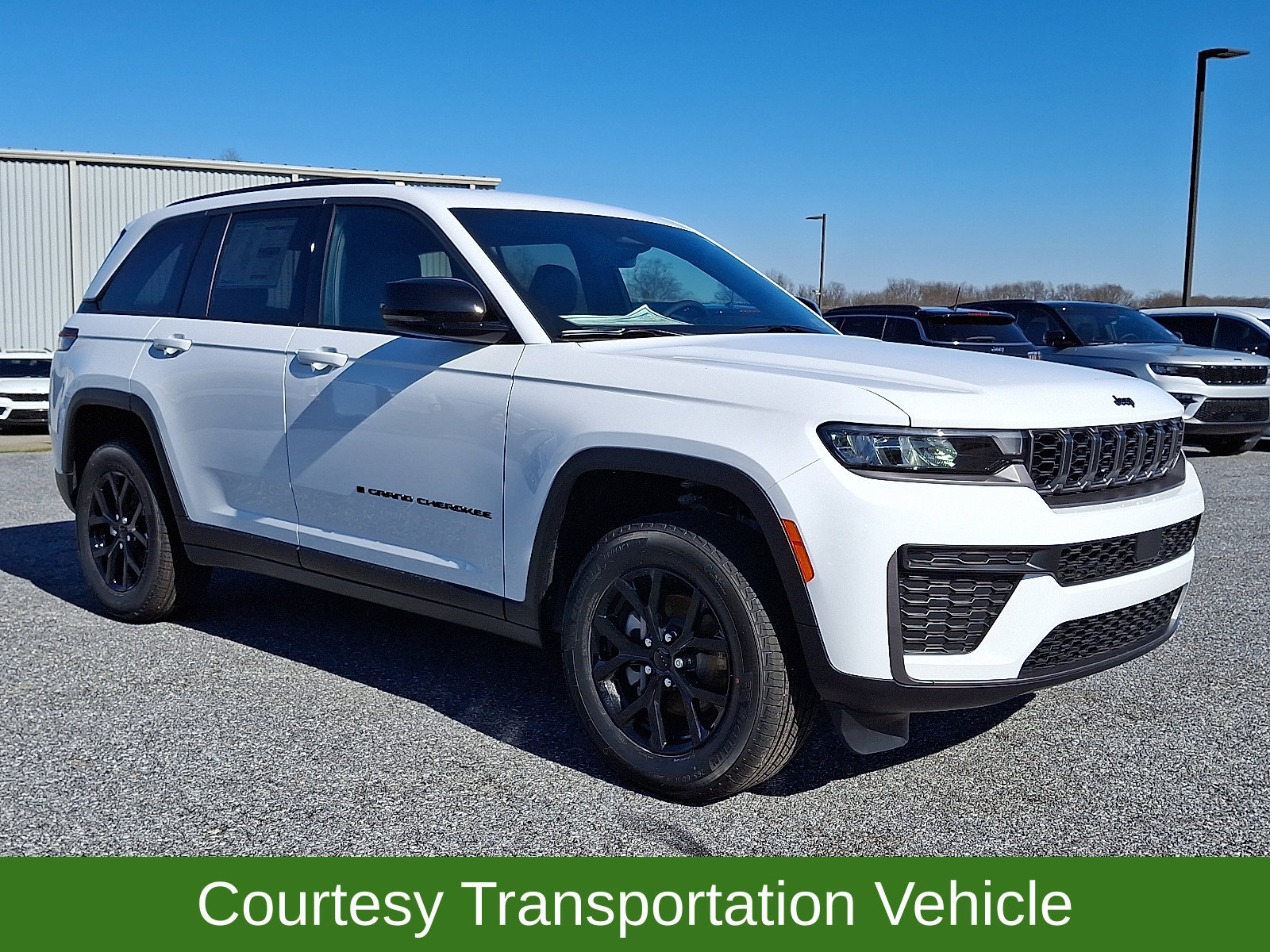 New 2026 Jeep Grand Cherokee Altitude AWD/4WD image 1