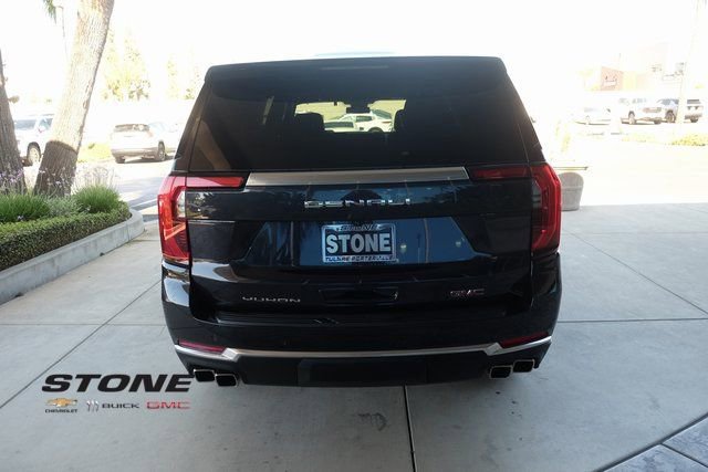 New 2025 GMC Yukon XL Denali w/ Sun & Power Step Package image 7