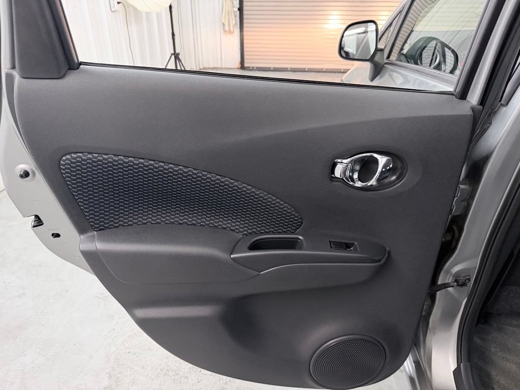 Used 2014 Nissan Versa Note SV FWD image 21
