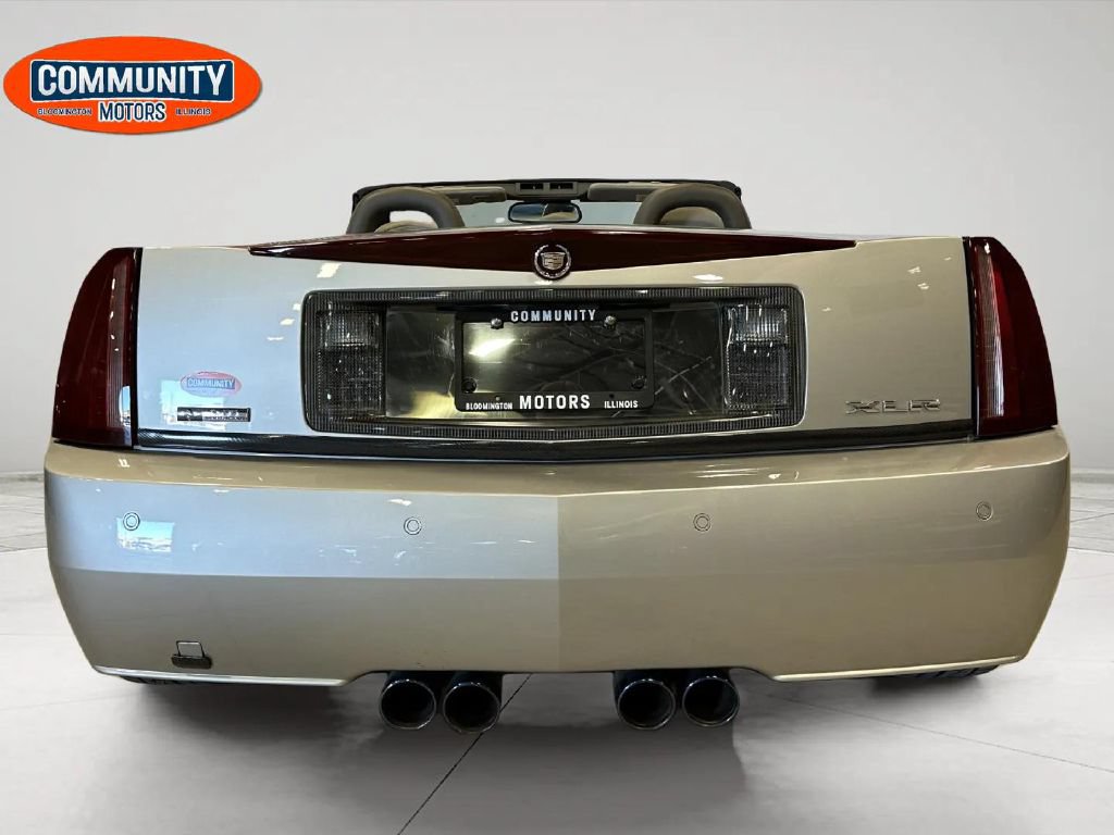 Used 2004 Cadillac XLR RWD image 40