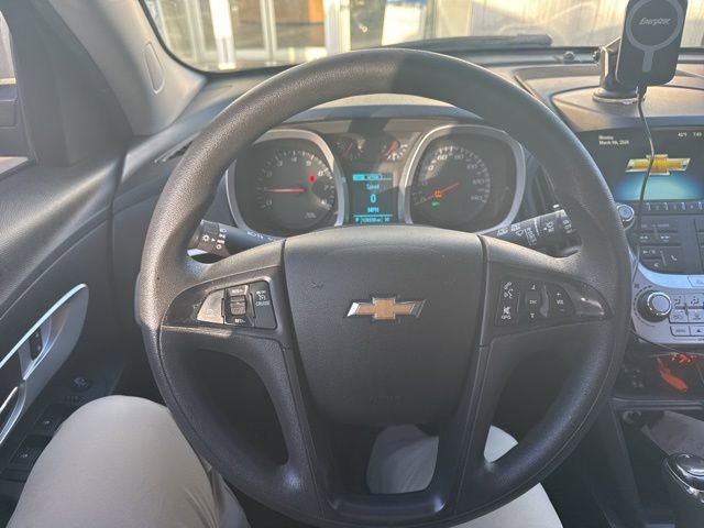 Used 2017 Chevrolet Equinox LS image 10