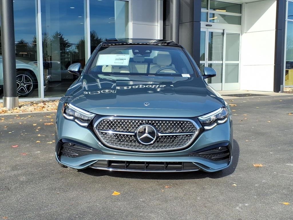 New 2026 Mercedes-Benz E 350 4MATIC Sedan image 11