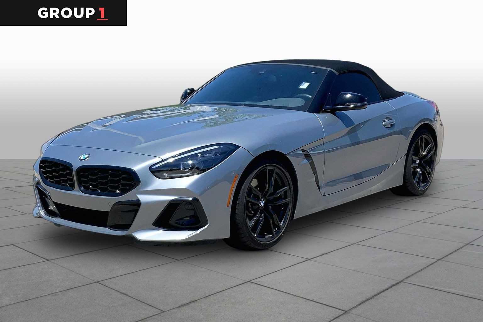 Certified 2025 BMW Z4 sDrive30i w/ Shadowloine Package RWD image 1