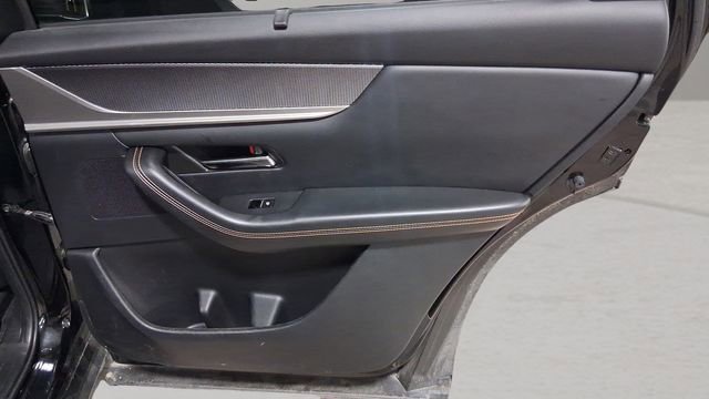 Used 2025 MAZDA CX-90 3.3 Turbo w/ Premium Sport Pkg image 17