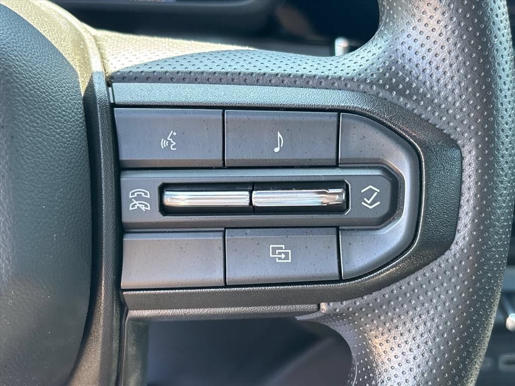 Used 2024 Chevrolet Colorado Trail Boss w/ Technology Package AWD/4WD image 28