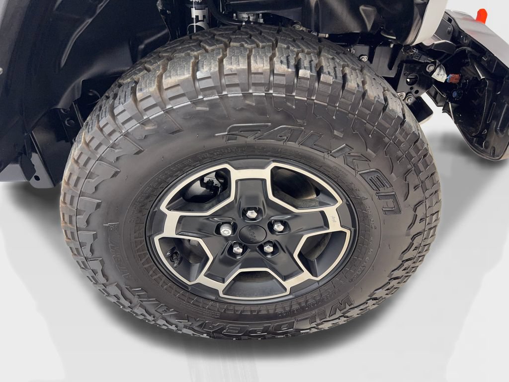 Used 2023 Jeep Gladiator Mojave w/ LED Lighting Group AWD/4WD image 83