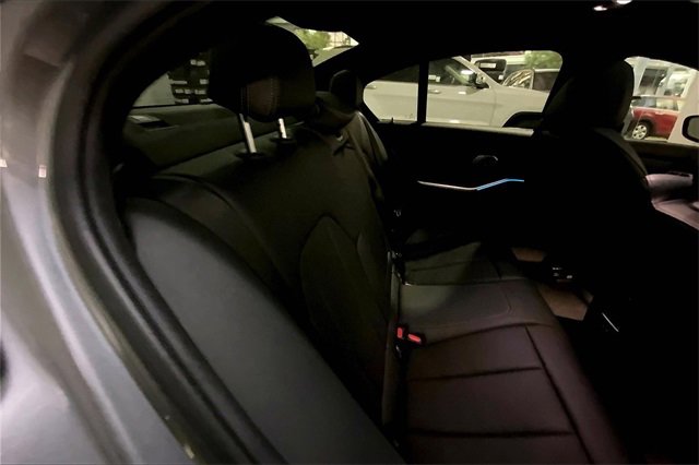 Used 2023 BMW 330i Sedan image 26