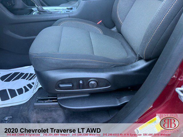 Used 2020 Chevrolet Traverse LT AWD/4WD image 16