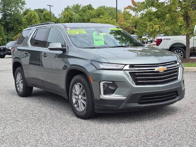 Used 2023 Chevrolet Traverse LT AWD/4WD image 2