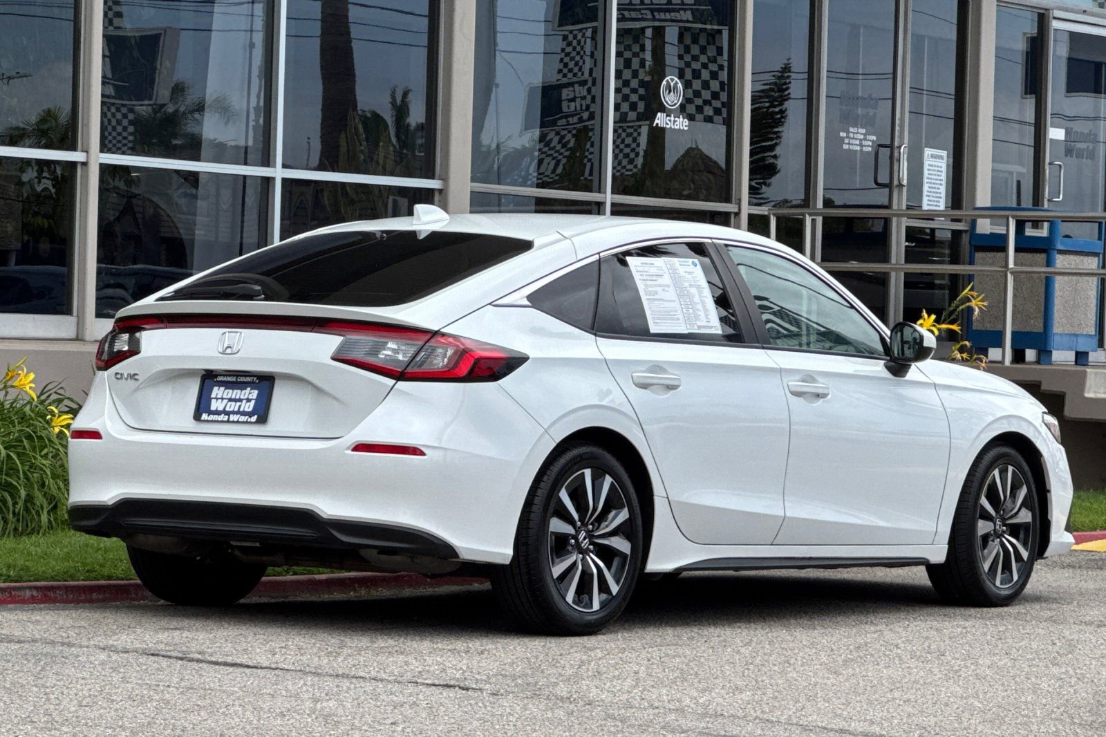Used 2024 Honda Civic EX-L image 4