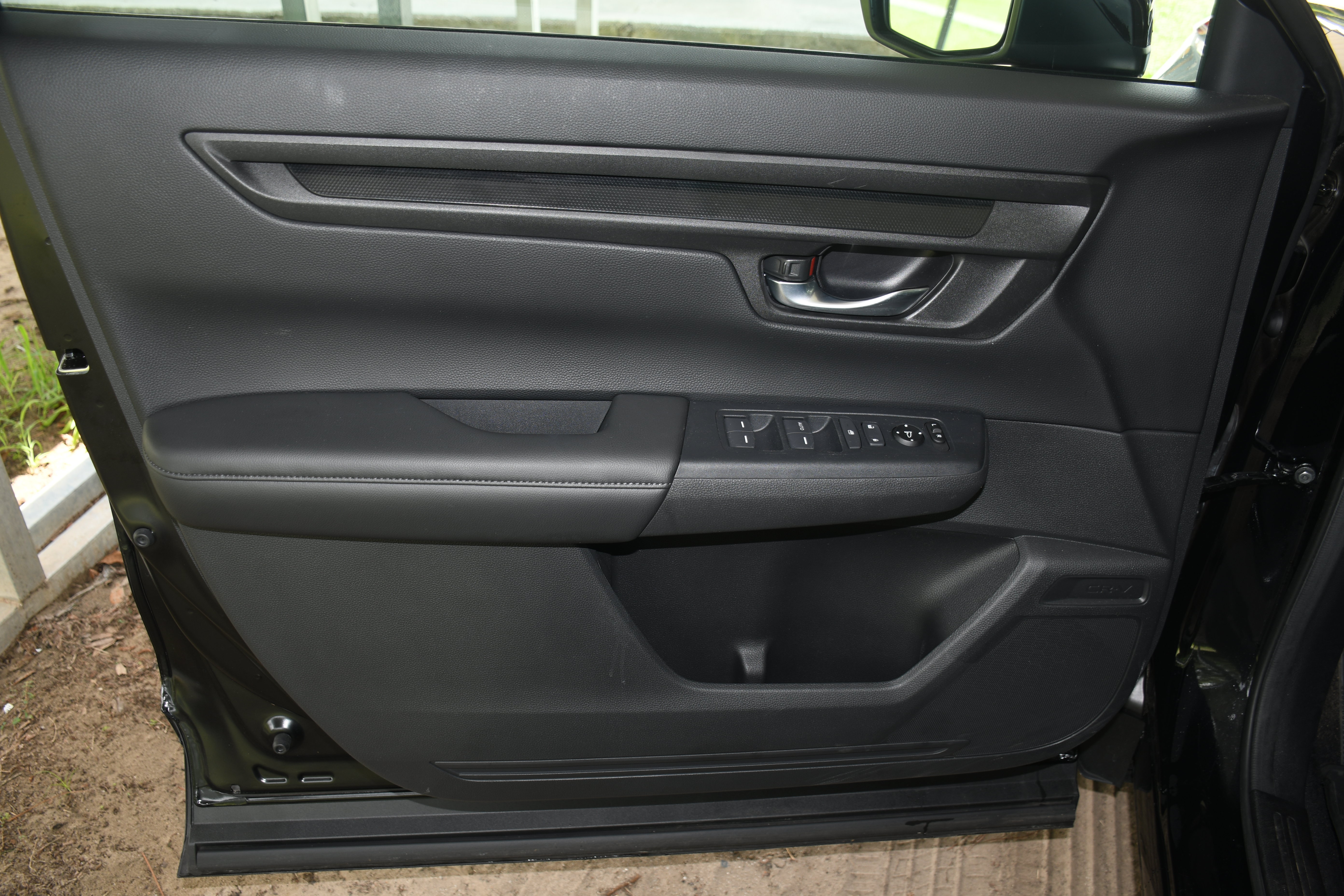 Used 2025 Honda CR-V EX-L image 9