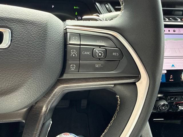 Used 2024 Jeep Grand Cherokee Limited 4xe AWD/4WD image 14