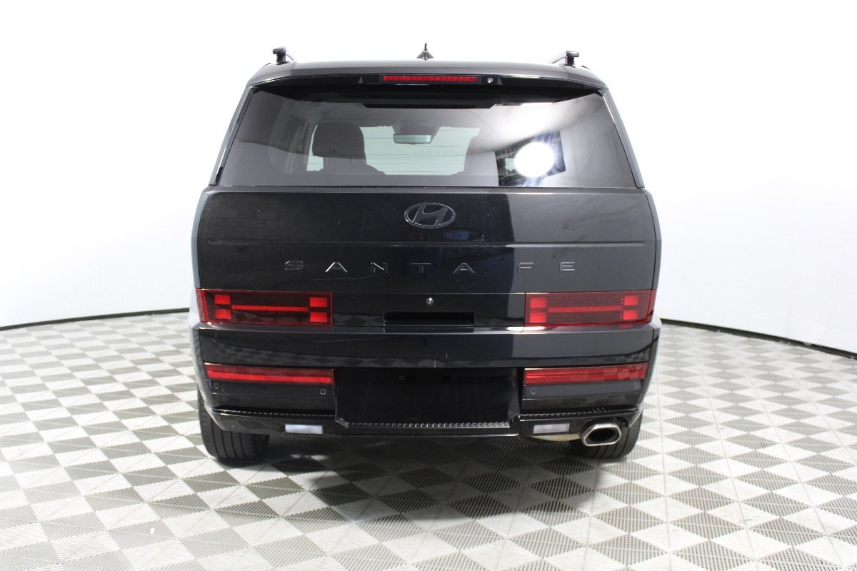 Used 2025 Hyundai Santa Fe Calligraphy FWD image 16