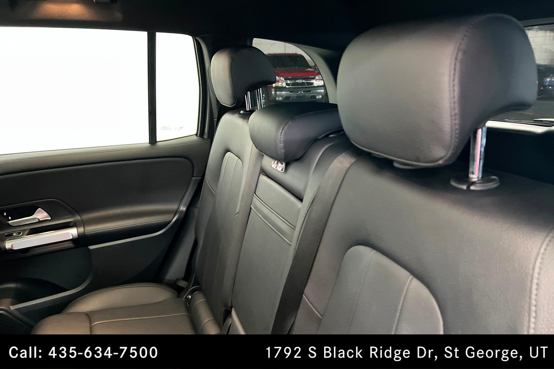 Certified 2022 Mercedes-Benz GLB 250 4MATIC w/ Premium Package Lite image 20