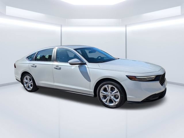 Used 2024 Honda Accord LX image 2