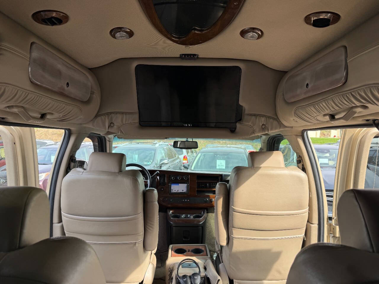 Used 2011 Chevrolet Express 1500 AWD image 37