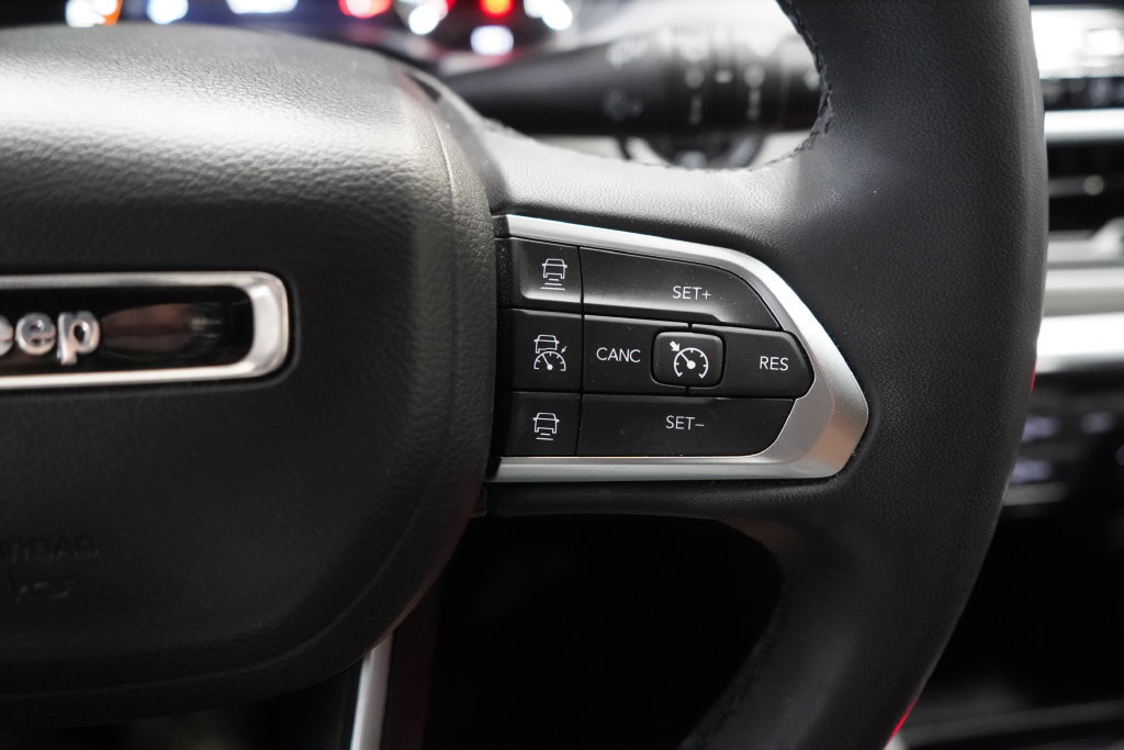 Used 2024 Jeep Compass Limited AWD/4WD image 33