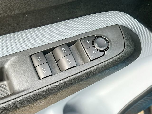 New 2027 Chevrolet Bolt LT w/ Comfort Package FWD image 19