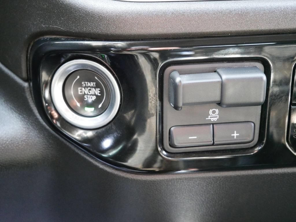 Used 2024 GMC Sierra 1500 Elevation w/ Elevation Premium Package AWD/4WD image 34