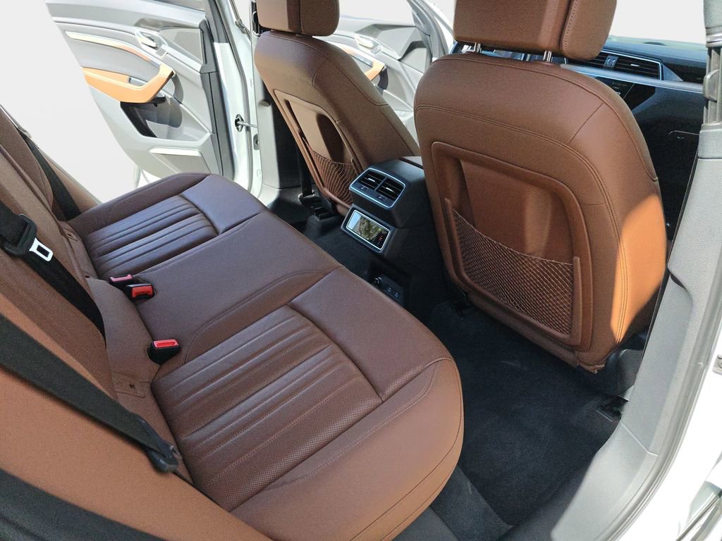 Certified 2024 Audi Q8 e-tron Premium Plus image 11