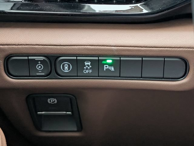 Used 2025 Acura MDX w/ Technology Package FWD image 24