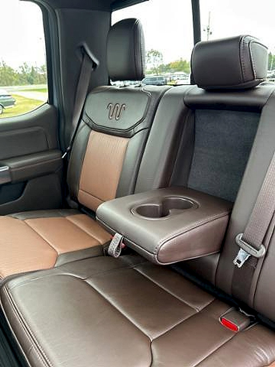 New 2025 Ford F250 King Ranch w/ Chrome Package image 33