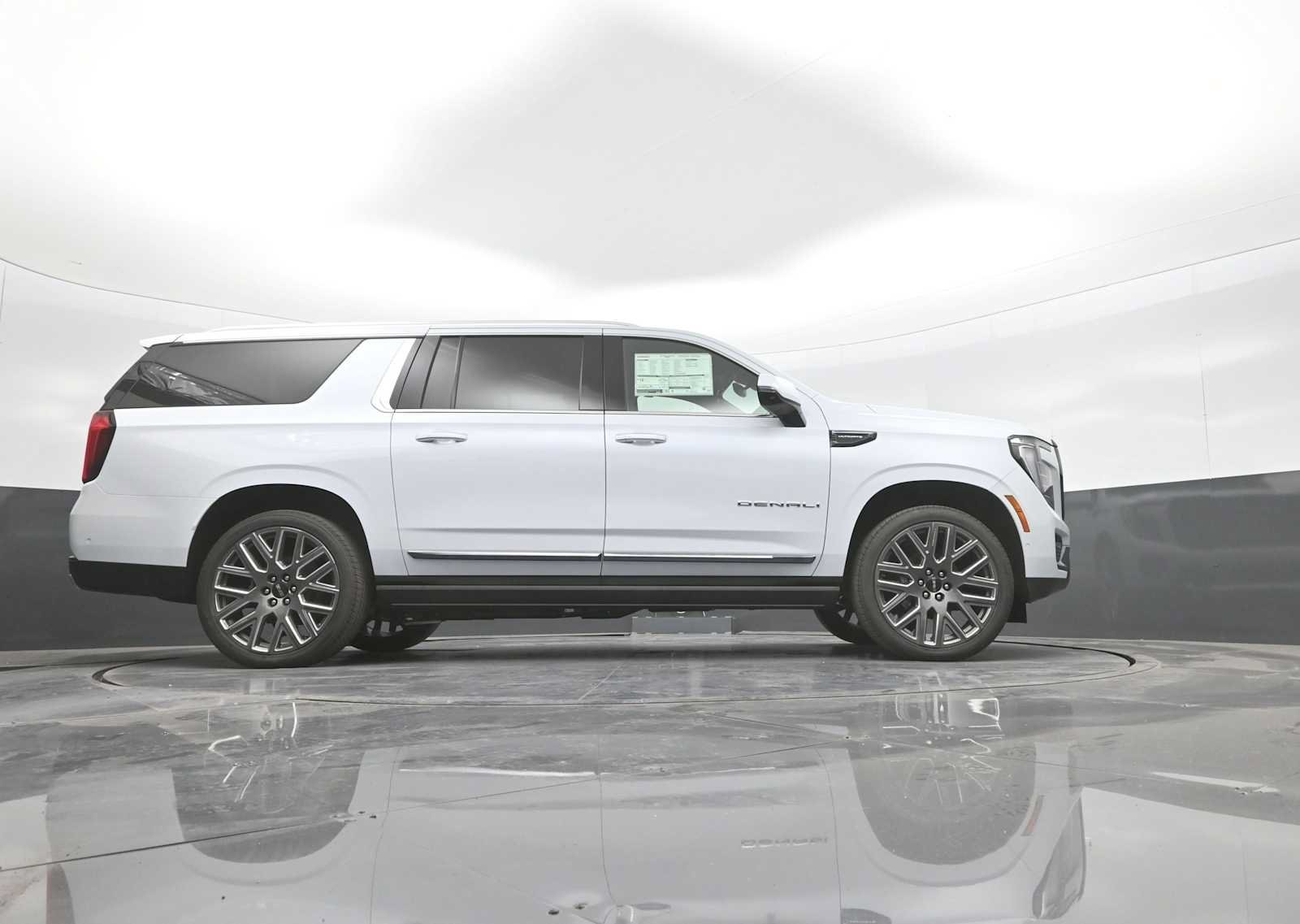 New 2026 GMC Yukon XL Denali Ultimate AWD/4WD image 50