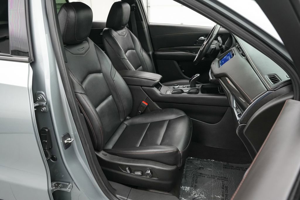Used 2023 Cadillac XT4 Sport FWD image 22