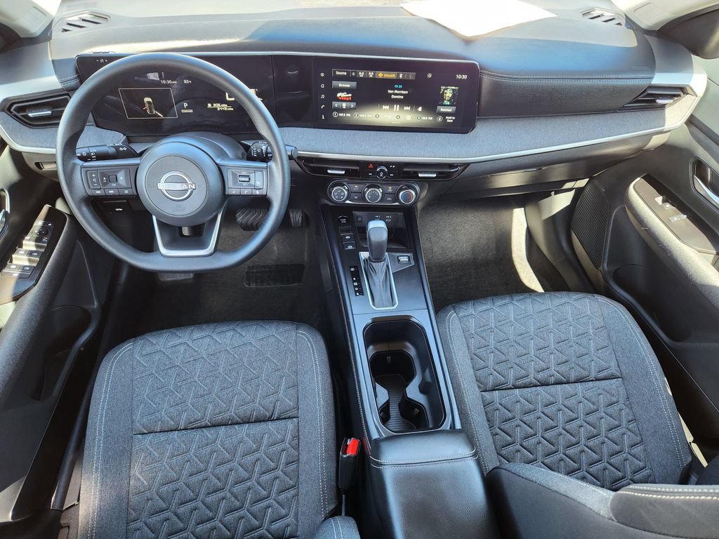 Certified 2025 Nissan Kicks SV AWD/4WD image 23