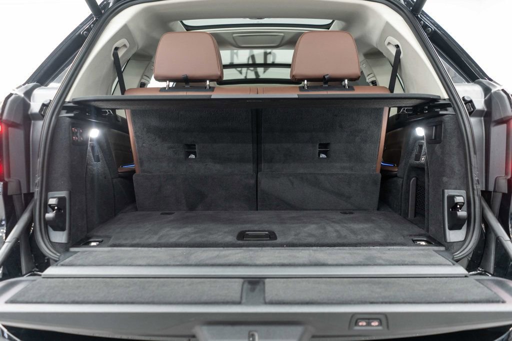 Used 2026 BMW X7 xDrive40i image 38