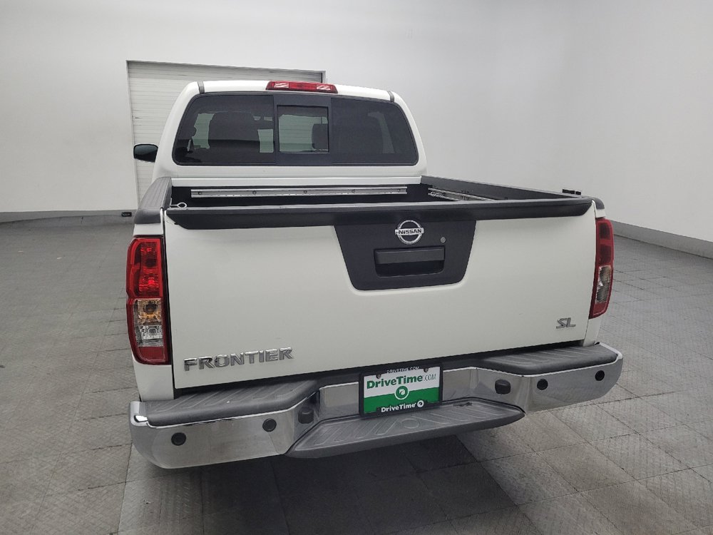 Used 2019 Nissan Frontier SL RWD image 6
