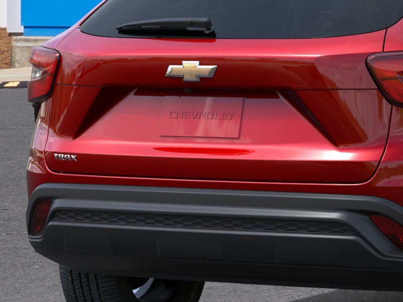 New 2026 Chevrolet Trax LS w/ LS Convenience Package FWD image 14