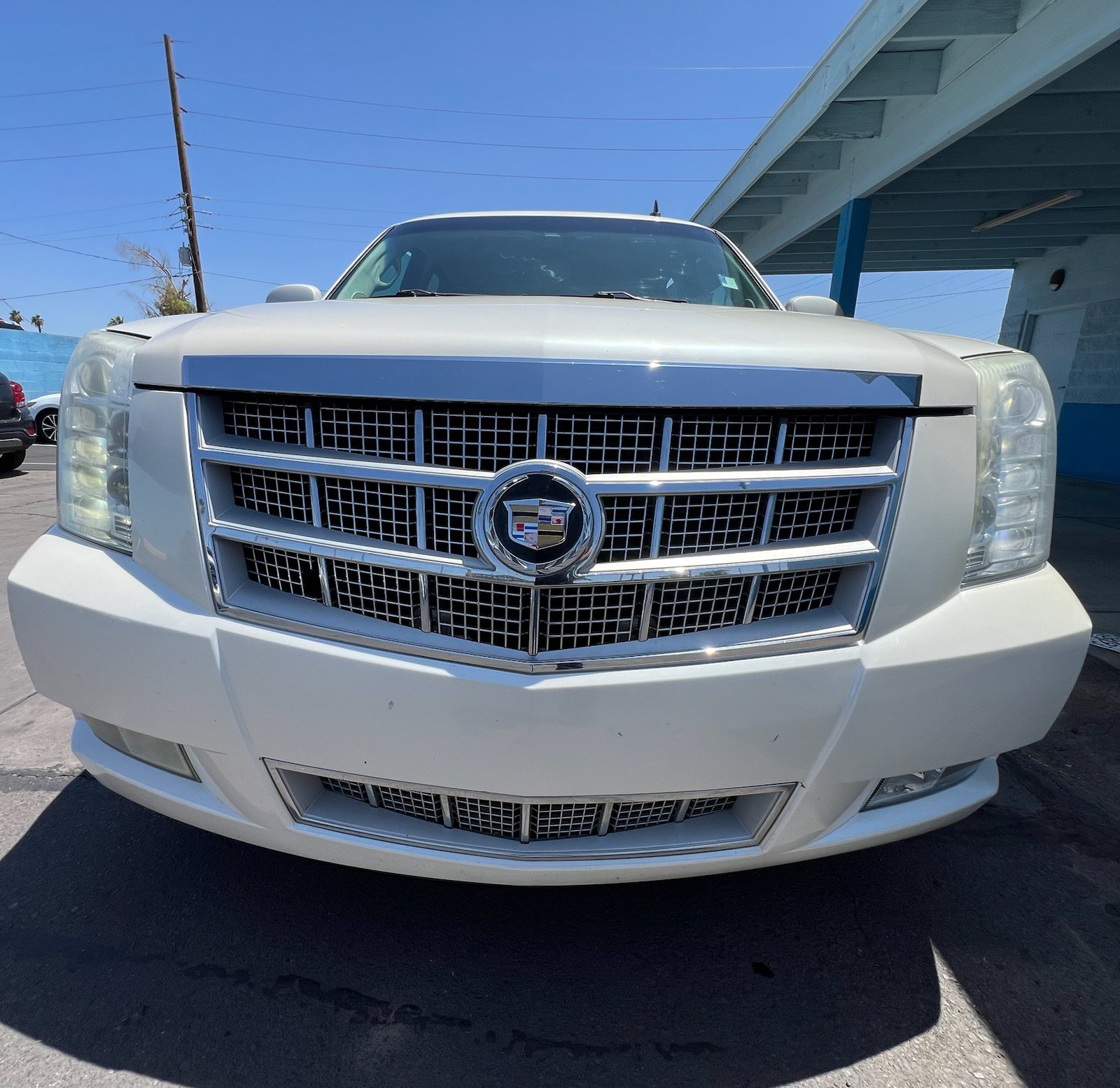 Used 2012 Cadillac Escalade Platinum AWD/4WD image 9