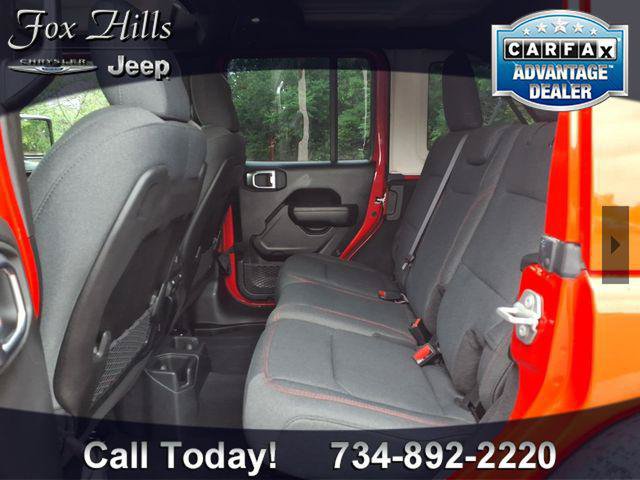 Certified 2025 Jeep Wrangler Unlimited Rubicon w/ Convenience Group AWD/4WD image 11