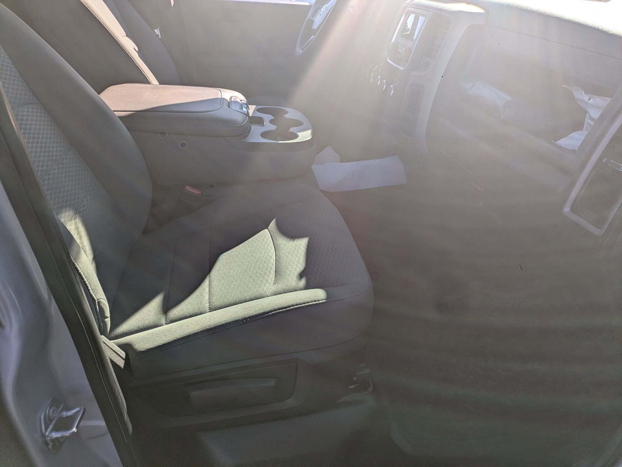 Used 2017 RAM 1500 Express image 33