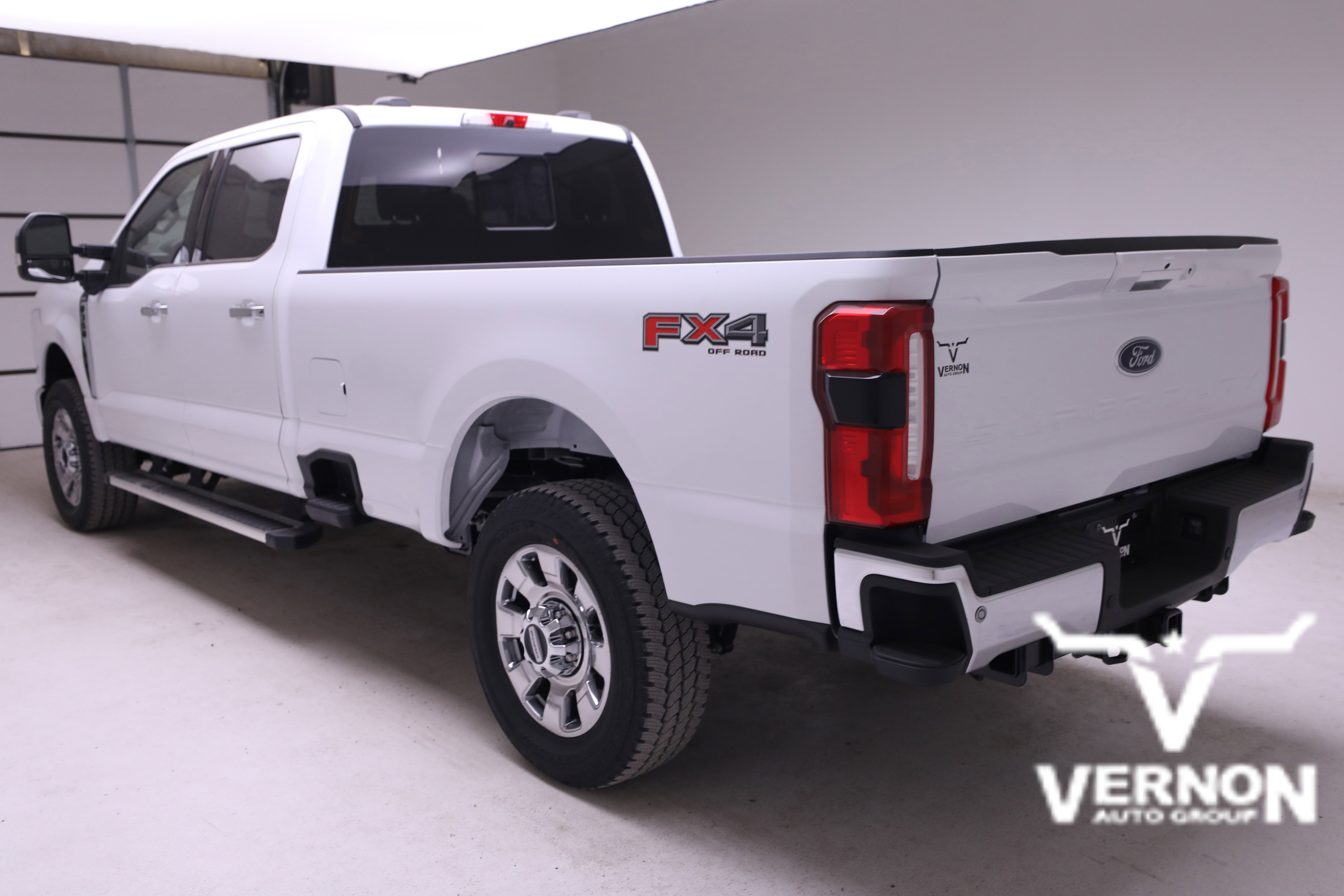 New 2026 Ford F350 Lariat w/ Chrome Package image 3