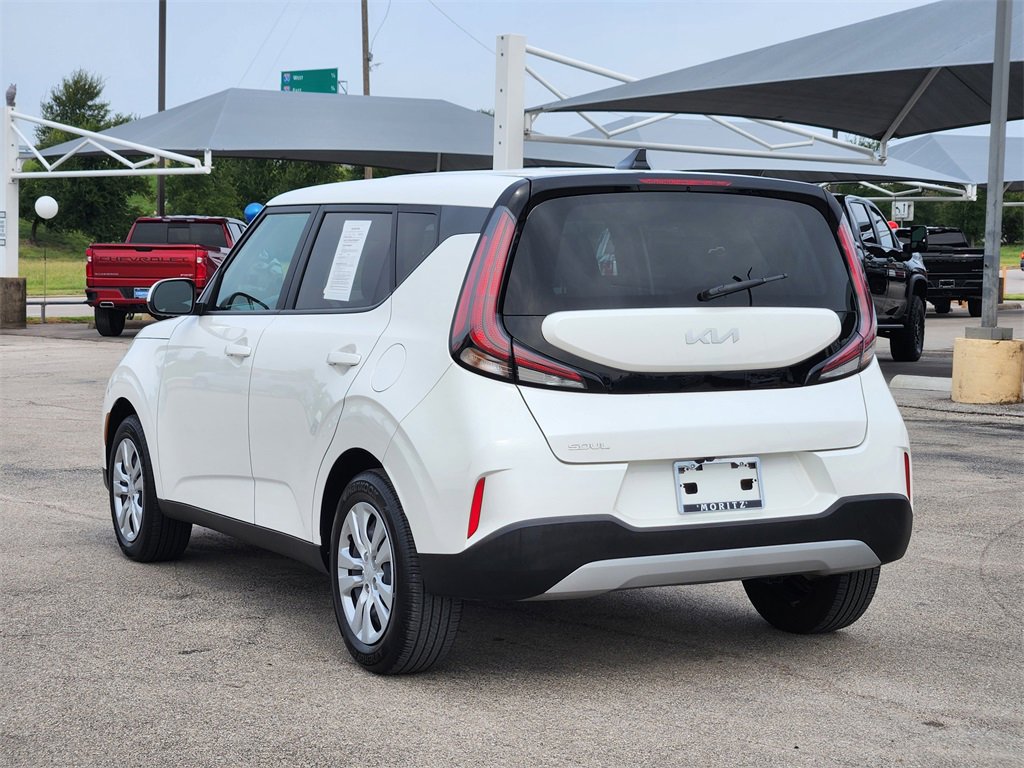 Certified 2023 Kia Soul LX image 5